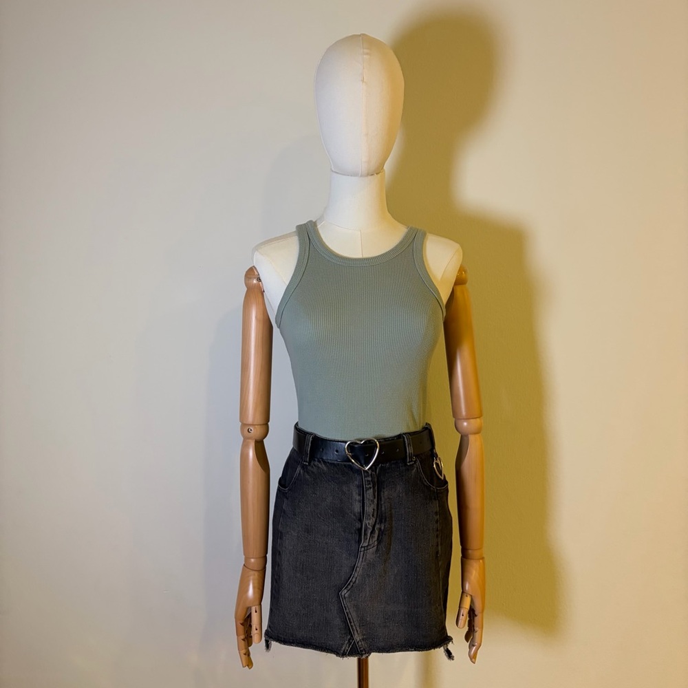 ✨ Chic Calvin Klein Ribbed Tank | Sage Green Essential Sz Small